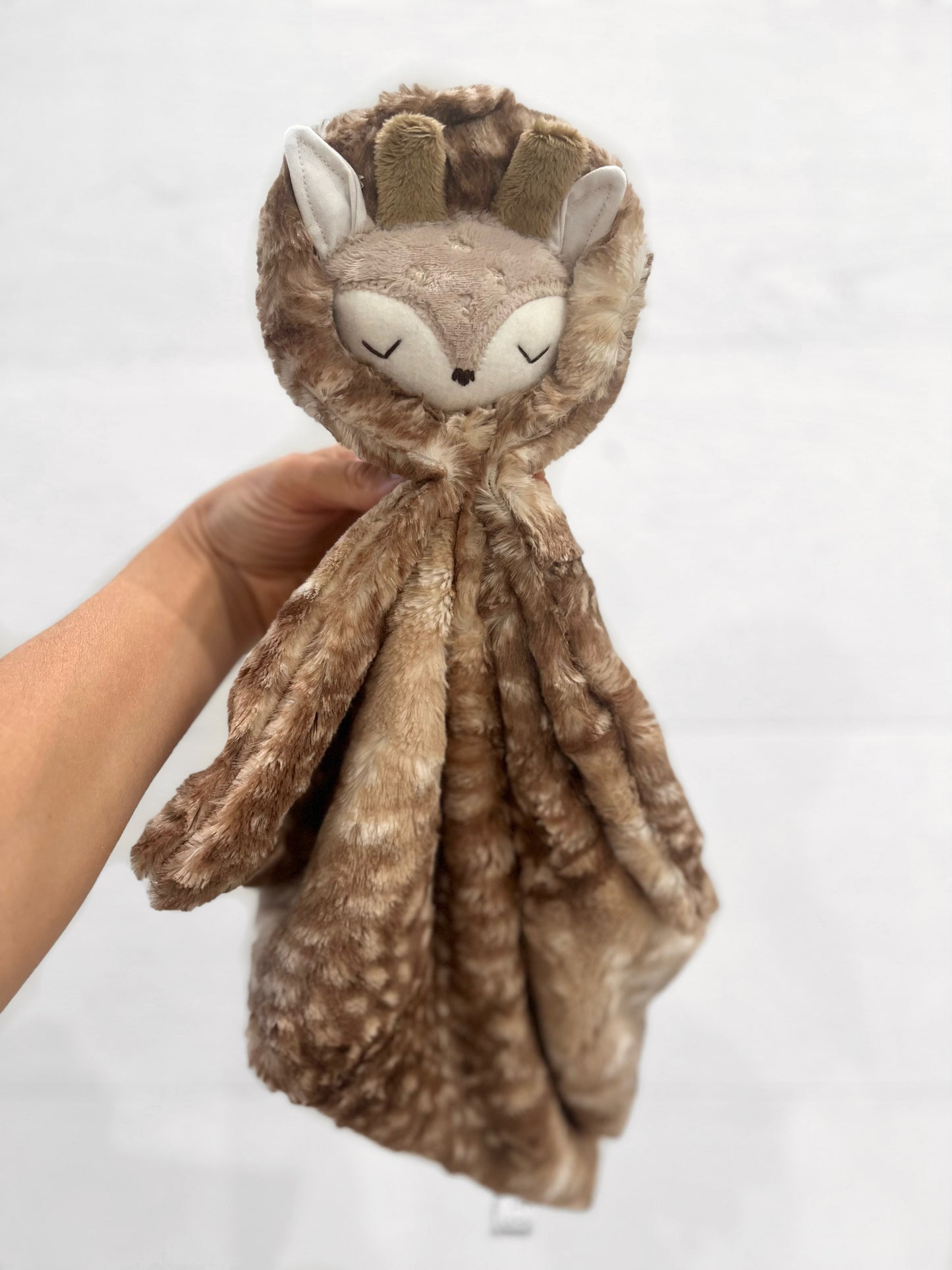 Lucky Cub - Fawn/Tan Face Accent